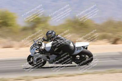 media/Apr-20-2025-CVMA (Sun) [[39090e8767]]/Race 9-Formula LW Twins Shootout/